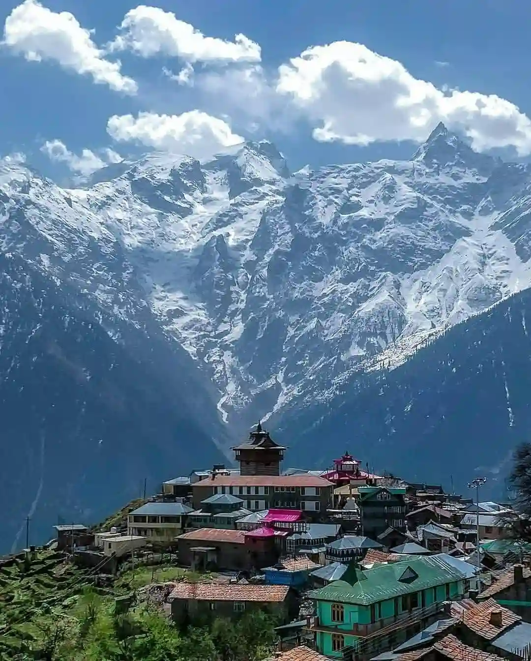 Kasol Kheerganga Tour Package from Delhi 4 Nights 5 Days